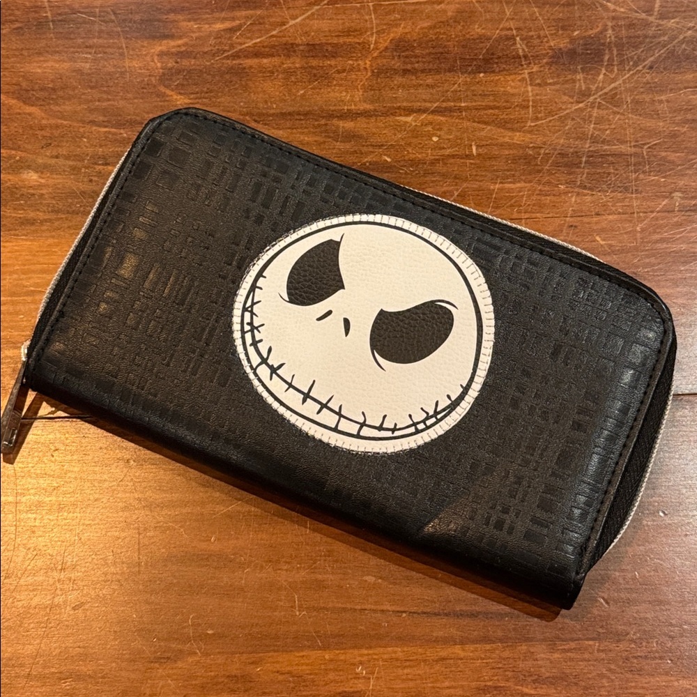 NWOT Nightmare Before Christmas Jack Skellington Women’s Wallet Black Zipper NEW